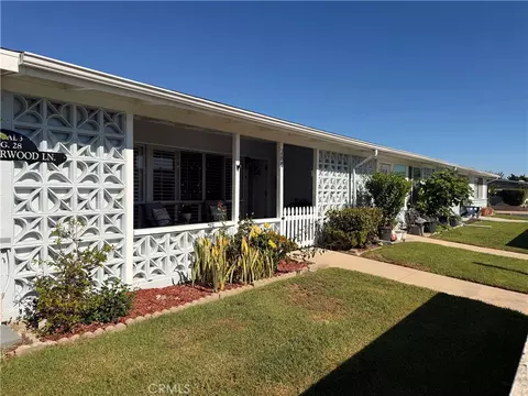 13721 Alderwood Ln #28C, Seal Beach, CA 90740