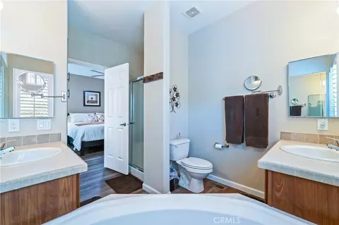 Bath - 1121 Marina Dr, Needles, CA 92363 photo 3 of 9