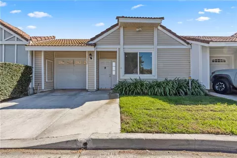 1552 Club Dr, Pomona, CA 91768