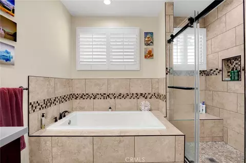 Bath - 175 Copa De Oro Dr, Brea, CA 92823 photo 2 of 6