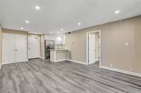 Living - 1750 E Ocean Blvd #204, Long Beach, CA 90802 photo 4 of 10