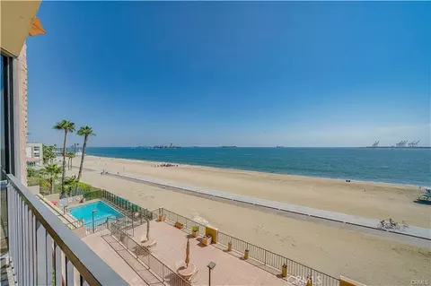 View/Area - 1750 E Ocean Blvd #204, Long Beach, CA 90802 photo 3 of 8