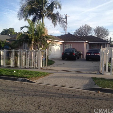 728 W 137th St, Compton, CA 90222 photo 1