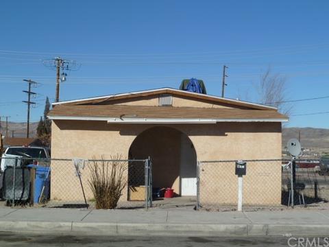 517 E White St, Barstow, CA 92311 photo 1
