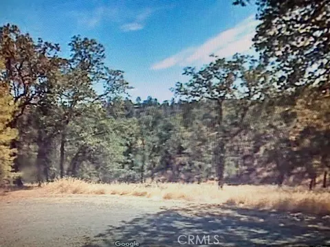 6989 Horseshoe Dr, Corning, CA 96021