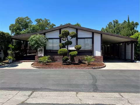 201 E Collins #136, Orange, CA 92867