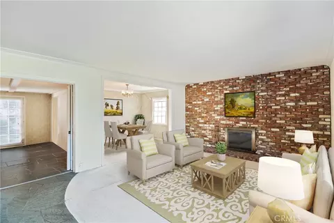 430 Santiago Ave, Long Beach, CA 90814