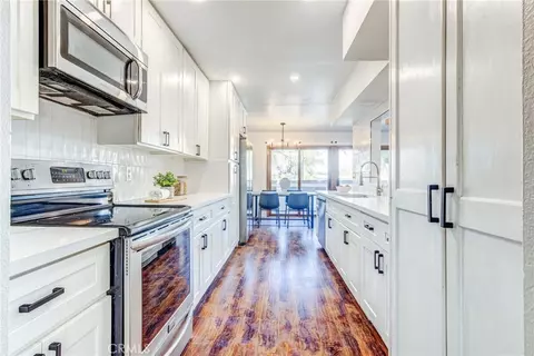 282 Redondo Ave #203, Long Beach, CA 90803