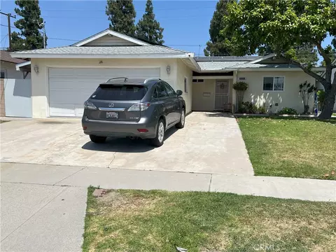 20320 Roseton Ave, Lakewood, CA 90715