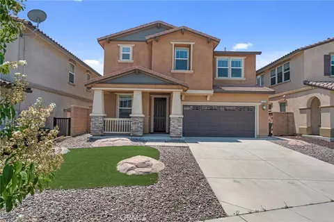 17015 Jeanne Ln, Fontana, CA 92336