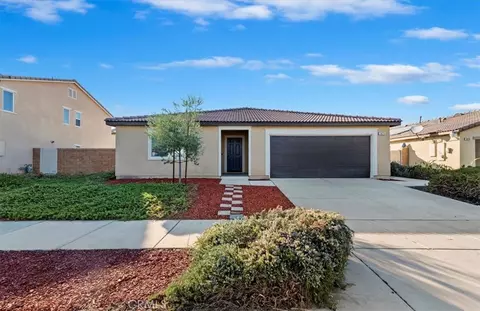 1025 Battersea Rd, Hemet, CA 92543