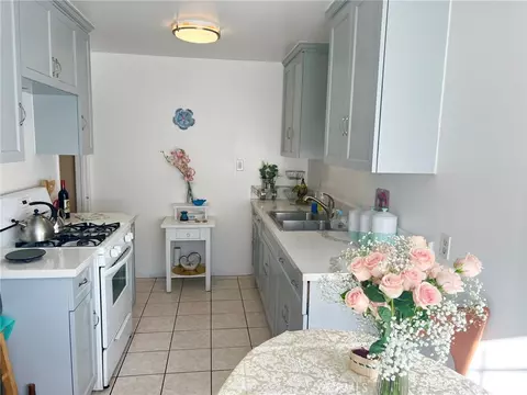 11 Eastridge Ln, Carson, CA 90745 photo 3