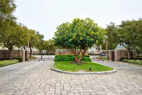 1800 Oak St #809, Torrance, CA 90501