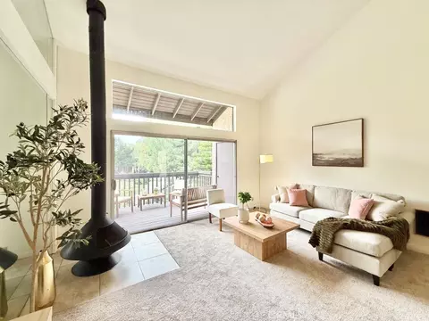 7890 E Spring St #2F, Long Beach, CA 90815