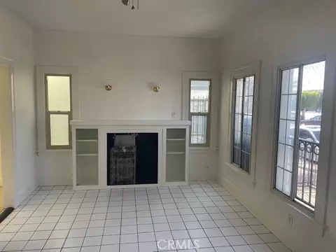 1738 E 4th St #1, Long Beach, CA 90802