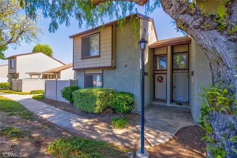 1632 Windmill Ln #D, Corona, CA 92879