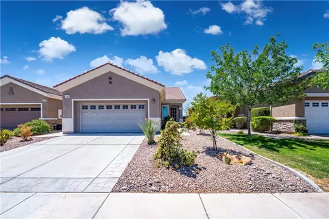 19385 Boulder St, Apple Valley, CA 92308