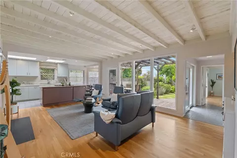 3764 Paloma Dr, Ventura, CA 93003