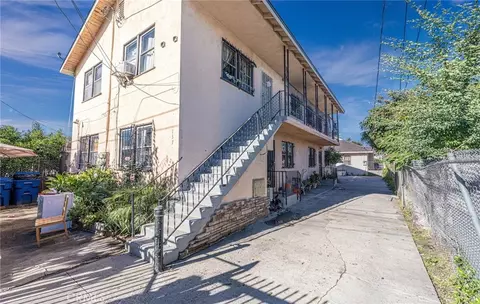 138 W 66th St, Los Angeles, CA 90003