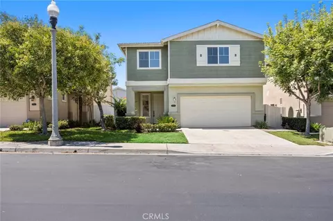 17533 Sagebrush Way, Carson, CA 90746