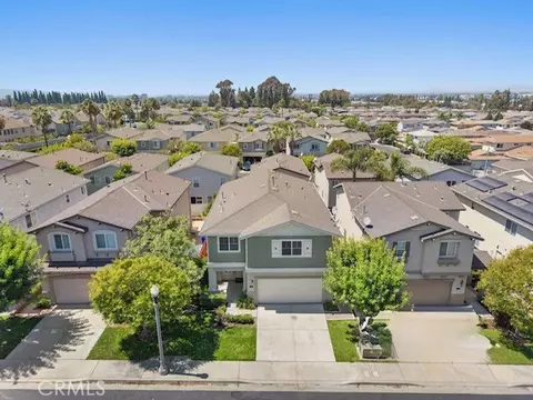 17533 Sagebrush Way, Carson, CA 90746