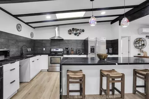 Kitchen - 3737 Meriwether Rd, Twentynine Palms, CA 92277 photo 2 of 3