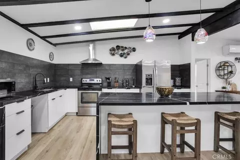 Kitchen - 3737 Meriwether Rd, Twentynine Palms, CA 92277 photo 2 of 3