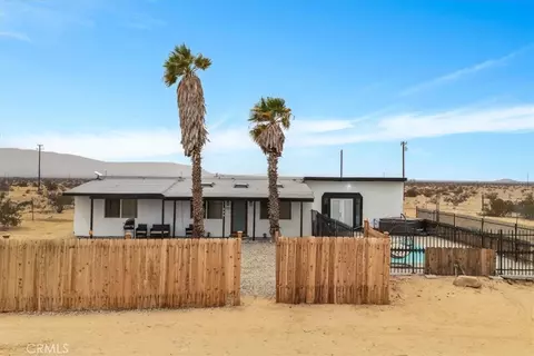 Exterior - 3737 Meriwether Rd, Twentynine Palms, CA 92277 photo 2 of 6