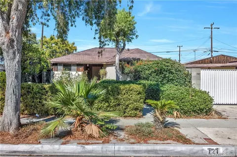 727 S Falcon St, Anaheim, CA 92804