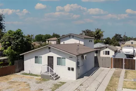 9045 Algeroma St, Bellflower, CA 90706