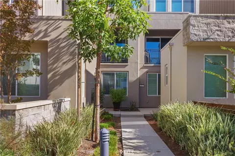 274 Novel, Irvine, CA 92618