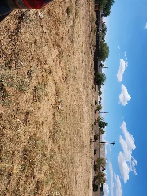 0 Ottawa, Apple Valley, CA 92308 photo 3