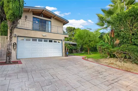 9691 Saluda Ave, Tujunga, CA 91042