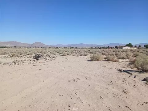1 E Clark, Lucerne Valley, CA 92356 photo 2