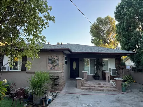 2790 11th St, Riverside, CA 92507