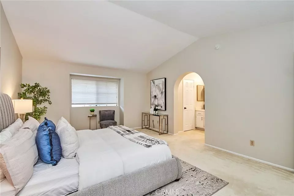 Bedroom - 11444 Stapleton Ct, Cerritos, CA 90703 photo 3 of 6