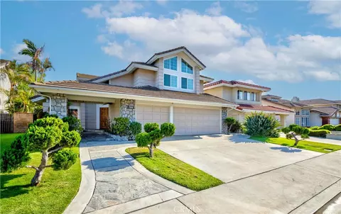 1930 Brooke Ln, Fullerton, CA 92833