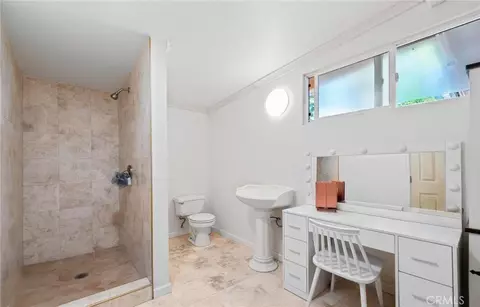 Bath - 7371 Lyons, Hesperia, CA 92345 photo 1 of 1