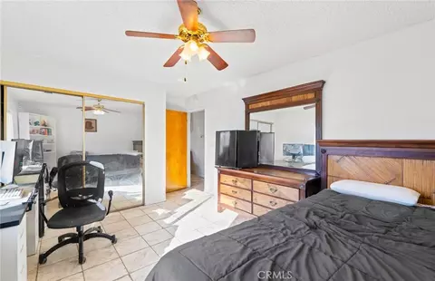Bedroom - 7371 Lyons, Hesperia, CA 92345 photo 2 of 5