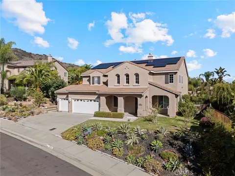 8634 Hunt Cyn, Corona, CA 92883