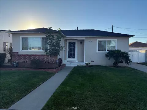 12233 Compton Ave, Los Angeles, CA 90059