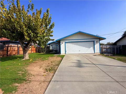 715 Crane St, Bakersfield, CA 93306
