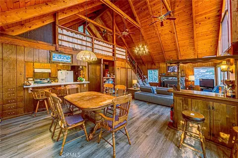 Dining - 5522 Acorn, Wrightwood, CA 92397 photo 3 of 6