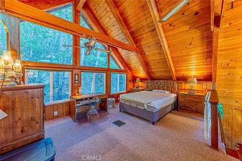 Bedroom - 5522 Acorn, Wrightwood, CA 92397 photo 2 of 3