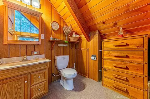 Bath - 5522 Acorn, Wrightwood, CA 92397 photo 1 of 3