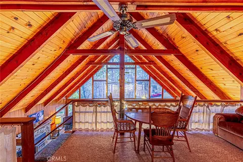 Dining - 5522 Acorn, Wrightwood, CA 92397 photo 2 of 6