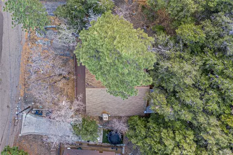 View/Area - 5522 Acorn, Wrightwood, CA 92397 photo 2 of 3