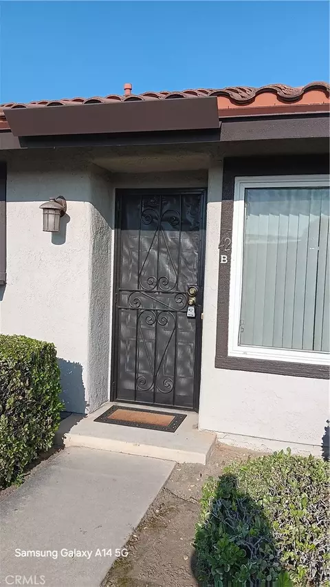 10415 Hayford St #B, Bellflower, CA 90706