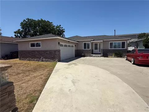 3327 Wolfe St, Lakewood, CA 90712