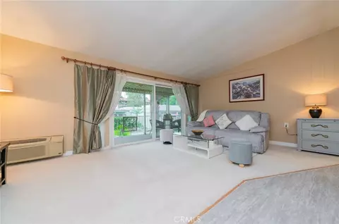 40 Calle Aragon #P, Laguna Woods, CA 92637